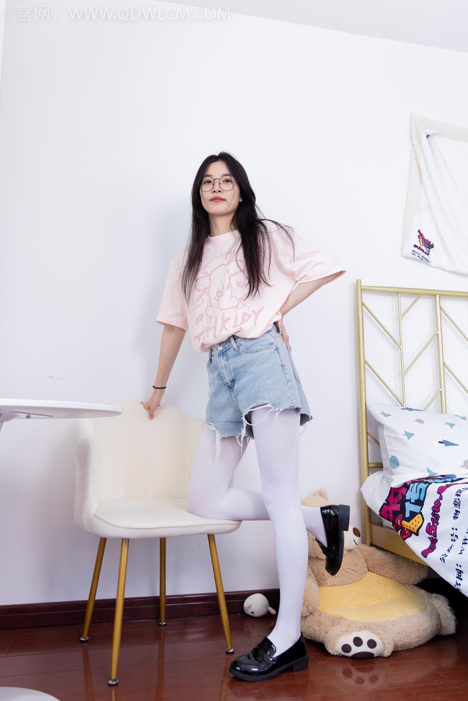 物恋传媒 NO.1637 茯苓-晚安早睡[154P/1V/3.82GB]