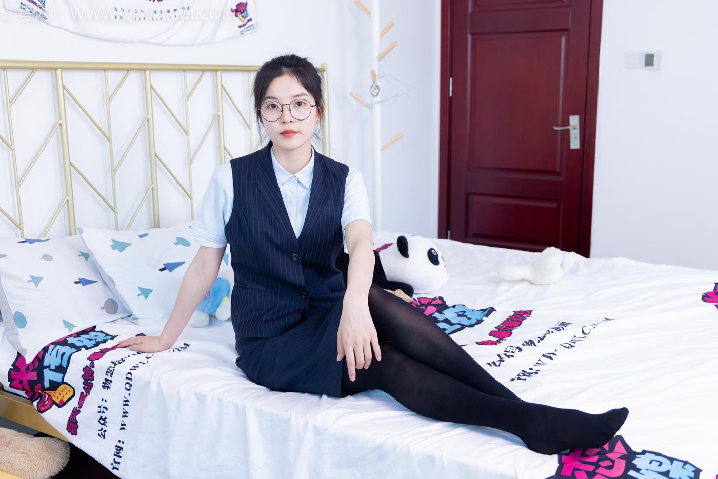 物恋传媒 NO.1629 茯苓-彼此鉴定[156P/1V/4.32GB]