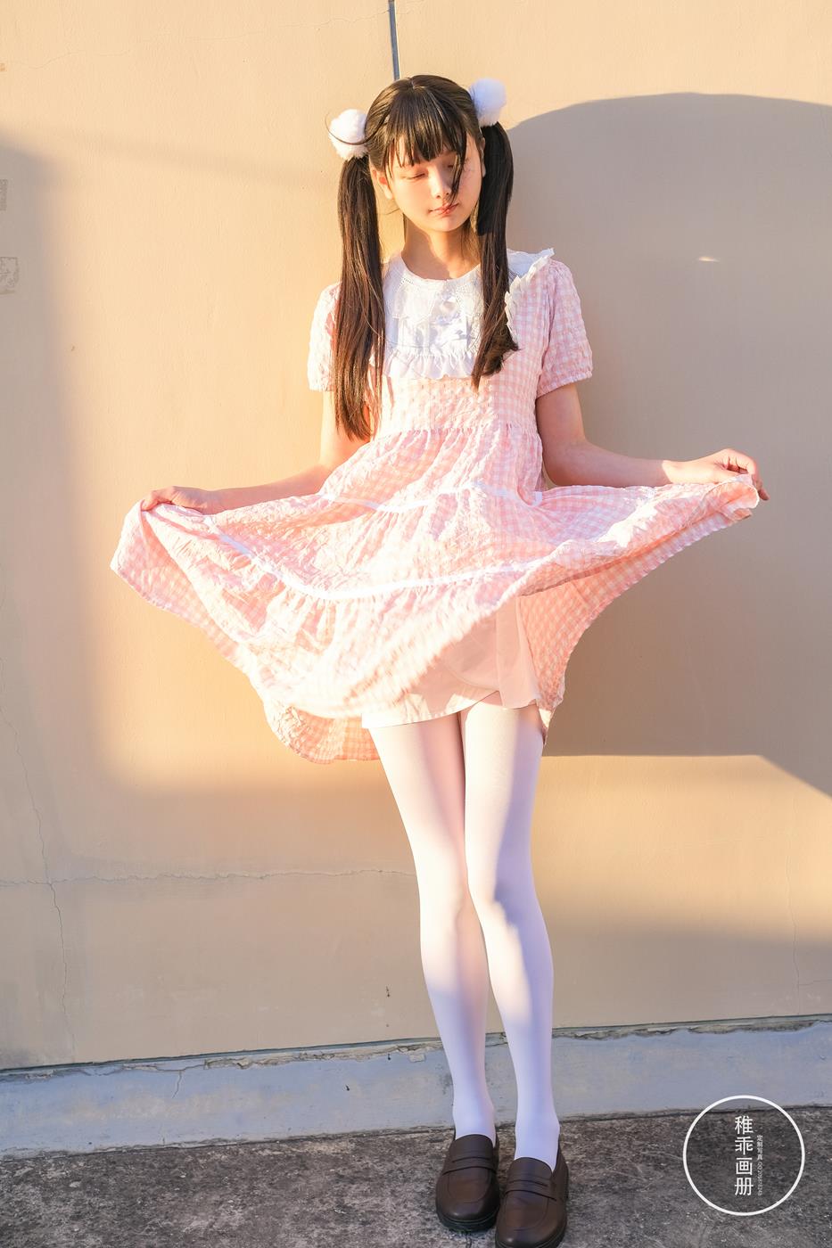 柴系小乖(稚乖画册) - 夜夜 天台粉裙[82P/0.98GB]