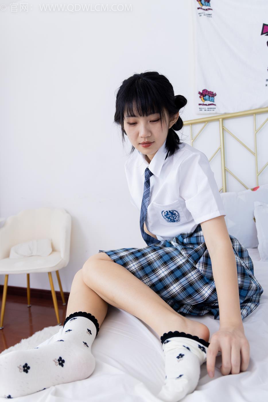 物恋传媒 NO.1641 暗月-雨天窝在家[150P/1V/4.54GB]