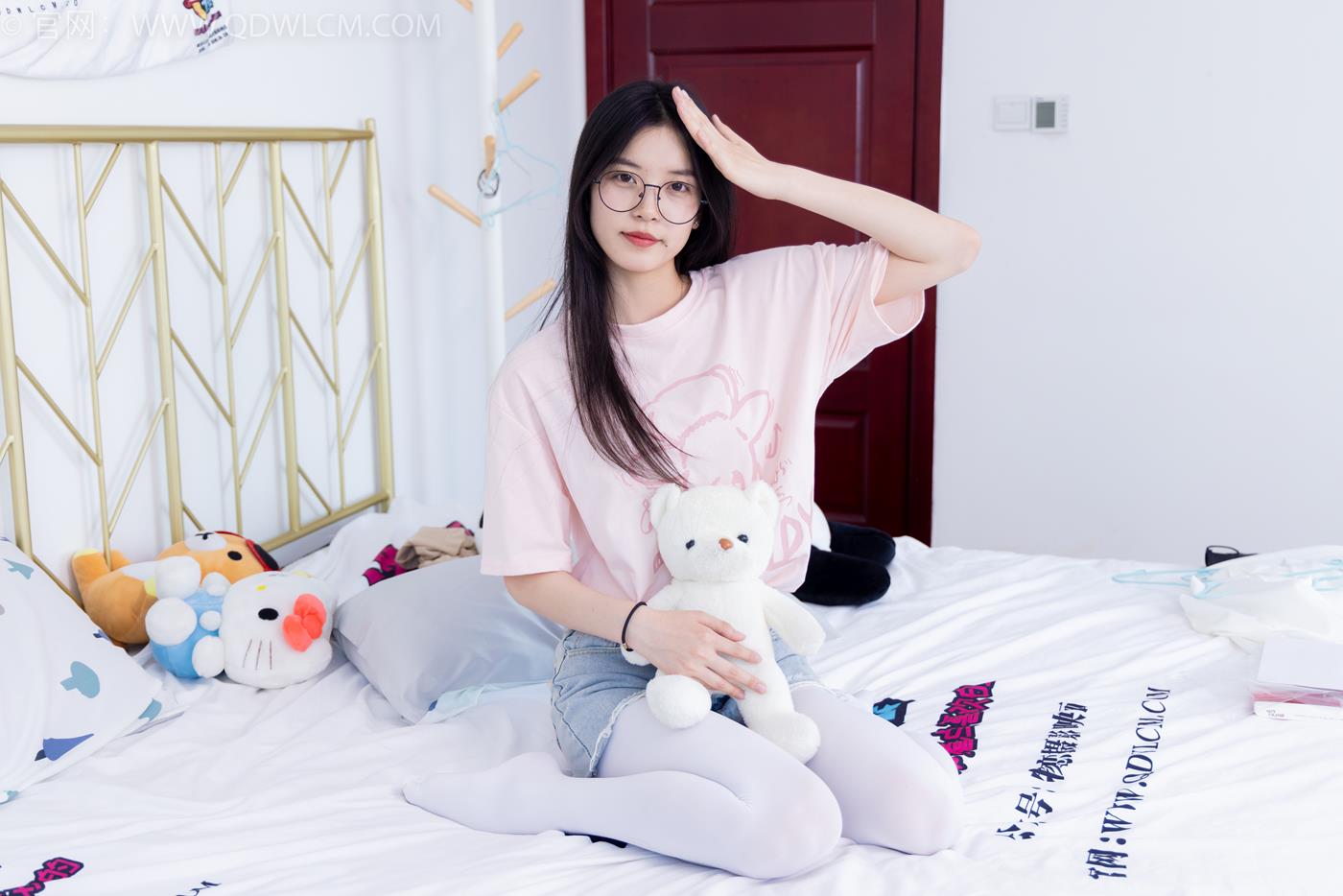 物恋传媒 NO.1637 茯苓-晚安早睡[154P/1V/3.82GB]