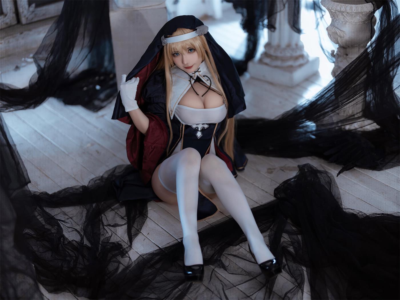 是三不是世w - 夏洛特修女[48P/185MB]