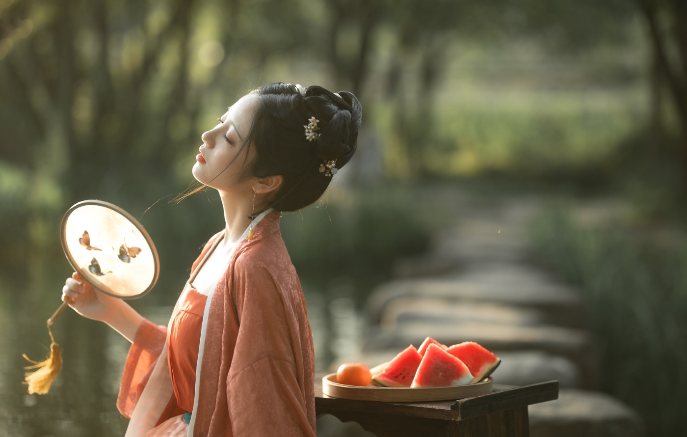 [YITUYU艺图语] 2022.06.24 凉夏 小温暖想要个大太阳 [23P/371MB]