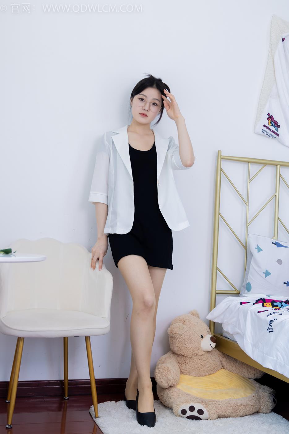 物恋传媒 NO.1649 青柠-千与千寻[162P/1V/3.73GB]