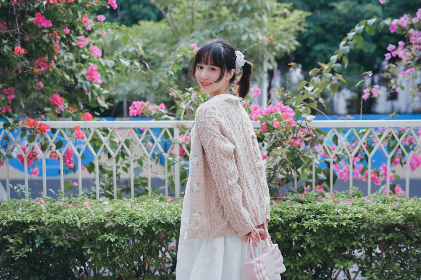 [YITUYU艺图语] 2022.06.29 花与少女 木棉棉OwO [30P/516MB]