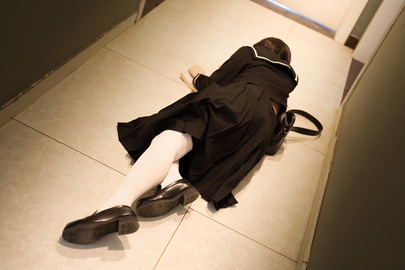 星之迟迟 - 图书管理员[113P/684MB]