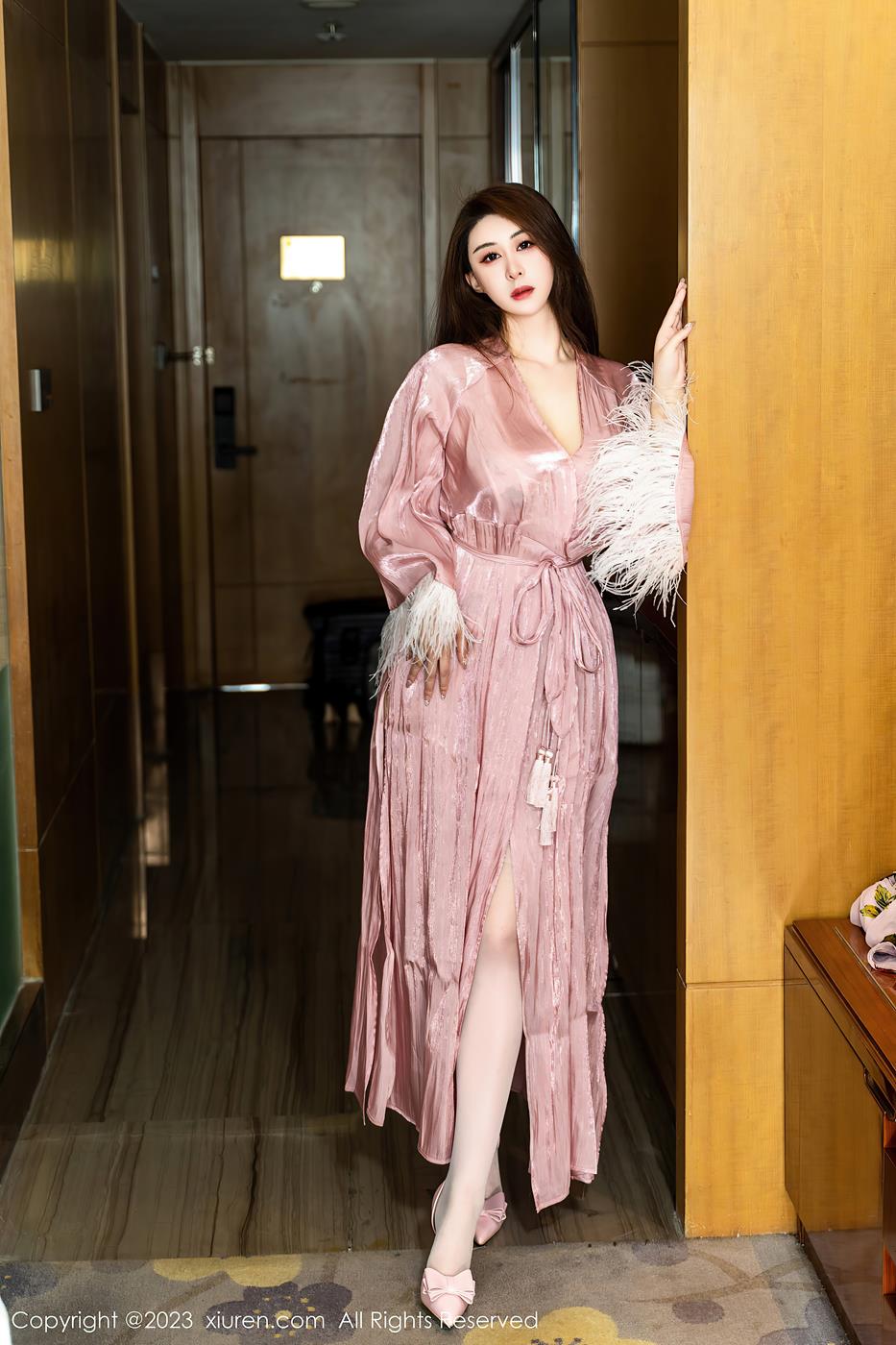 [Xiuren秀人网]2023.08.09 NO.7203 王俪丁呀[63+1P/637MB]
