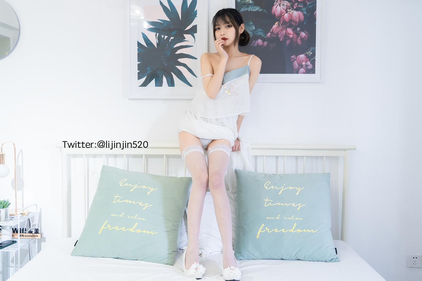 梨瑾瑾 - 室内吊带裙[20P/226MB]