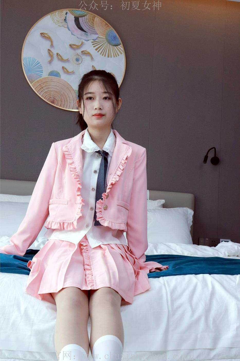 初夏女神 NO.012 念念 S码粉色JK套搭配36码小白鞋[113P/1V/5.41GB]