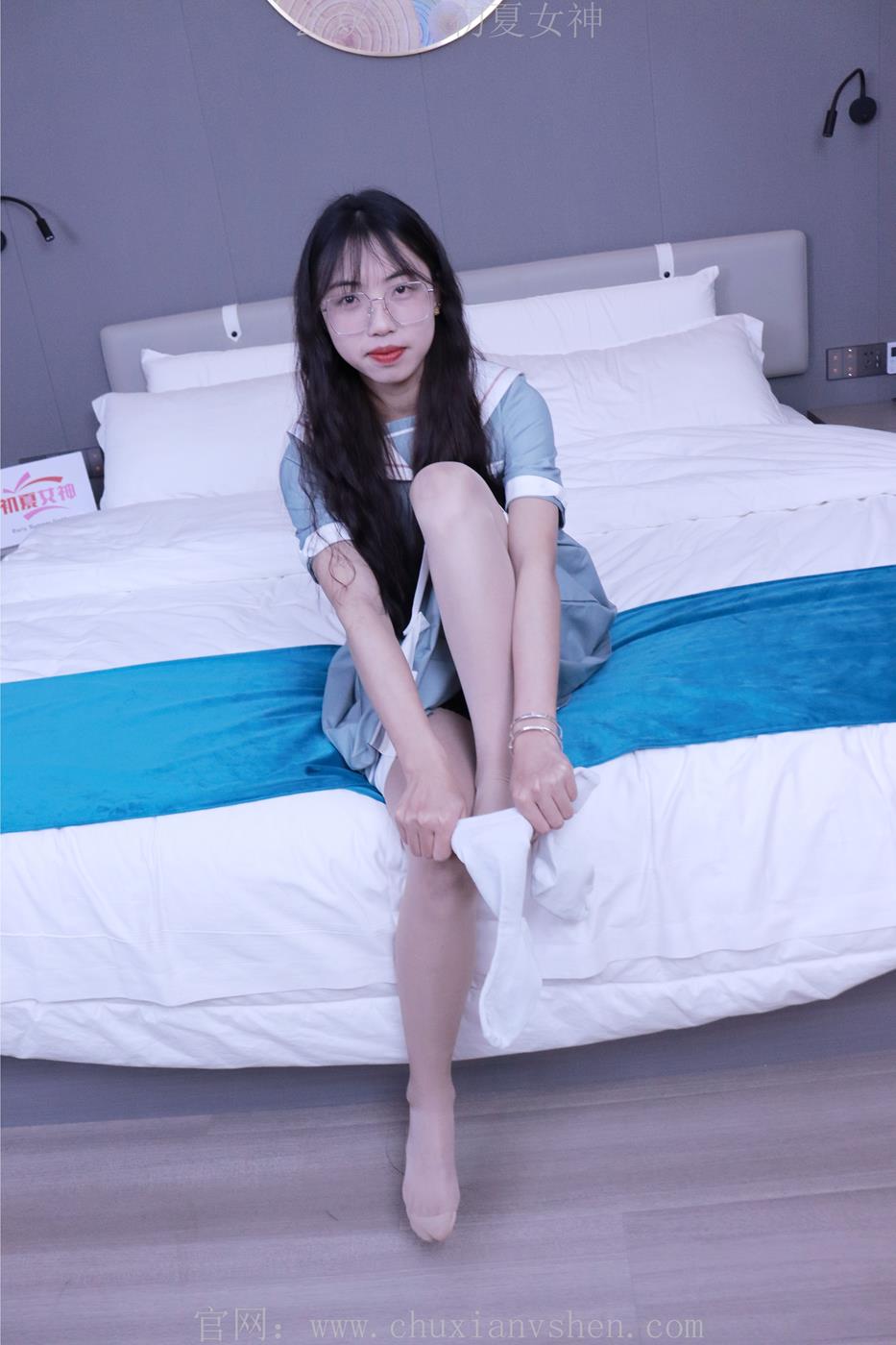 初夏女神 NO.008 雪糕 浅蓝色JK裙搭配小白鞋[135P/1V/4.29GB]