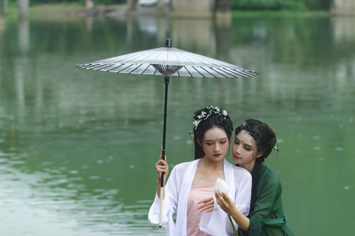 [YITUYU艺图语] 2022.06.24 青白蛇 兔子Zzz不吃胡萝卜 [26P/269MB]