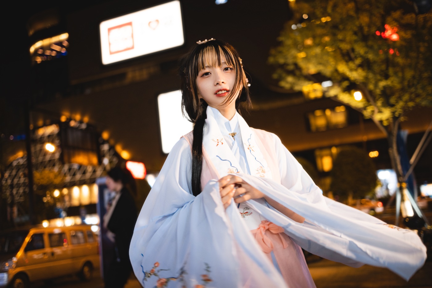 [YITUYU艺图语] 2022.06.26 隔世 清青琴玖 [26P/956MB]