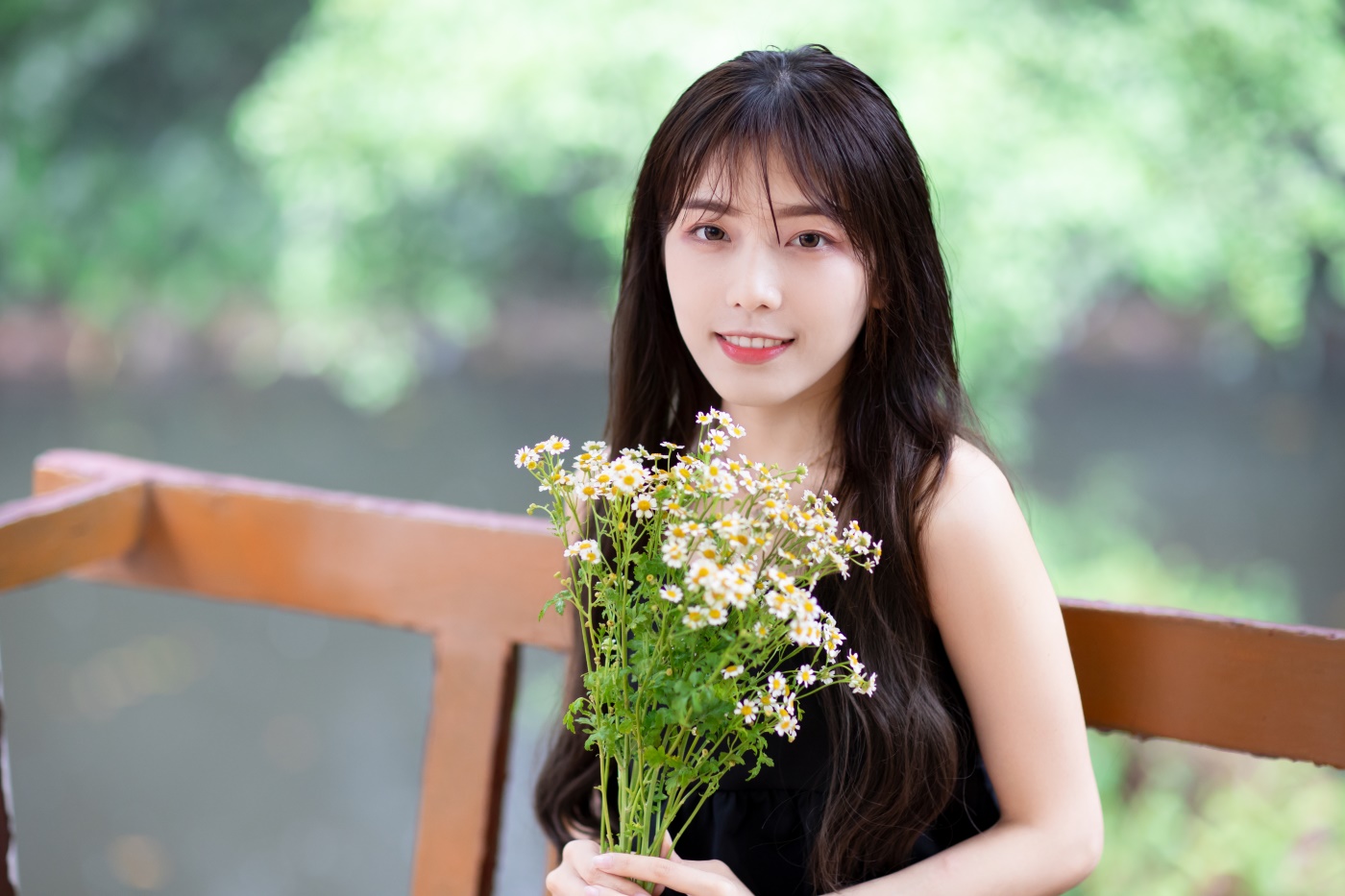 [YITUYU艺图语] 2022.06.27 透明伞 沐菡 [26P/276MB]