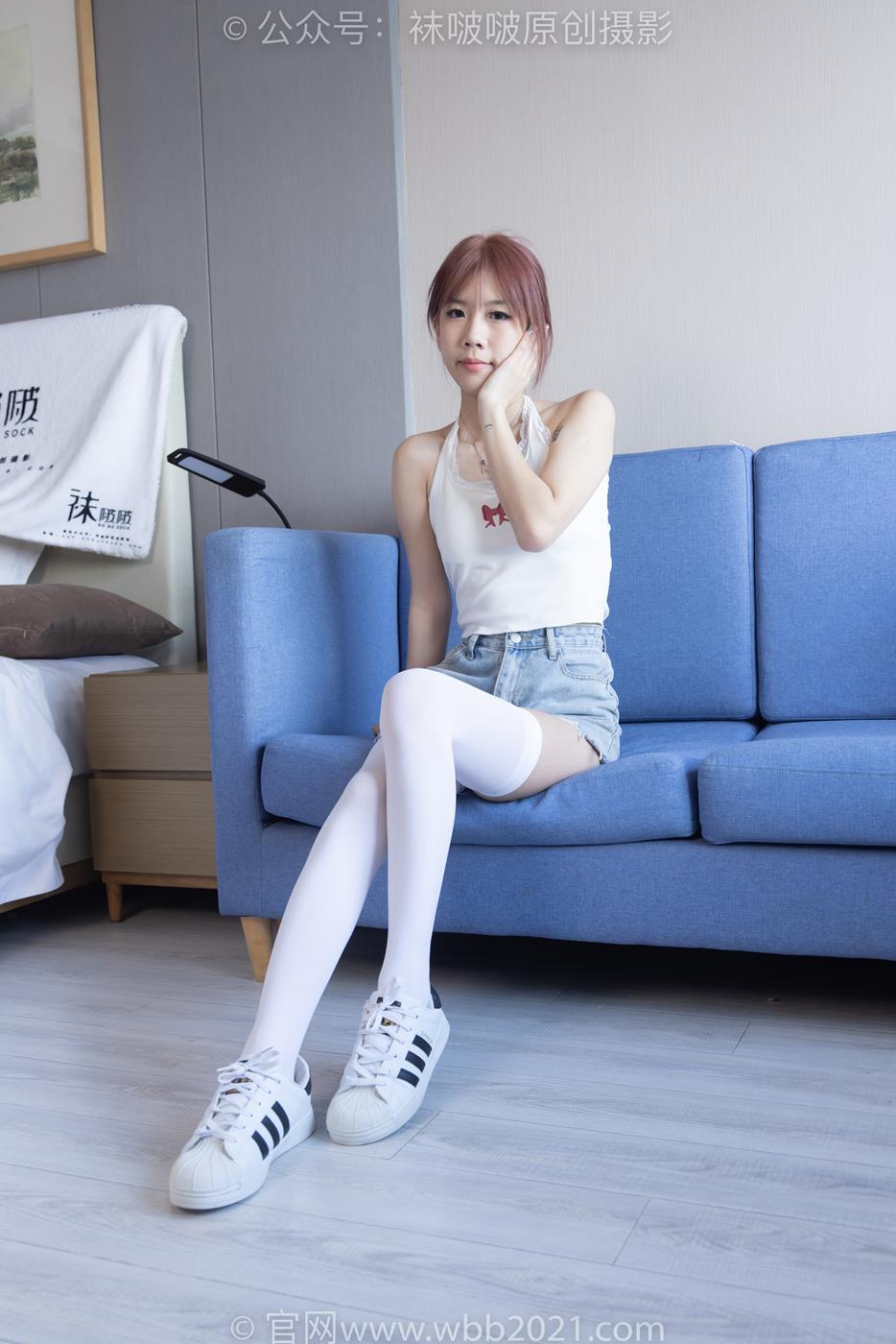 [BoBoSocks袜啵啵]NO.264 果冻-高跟鞋、贝壳头板鞋、黑丝大腿袜、白丝大腿袜[179P/1V/6.81GB]