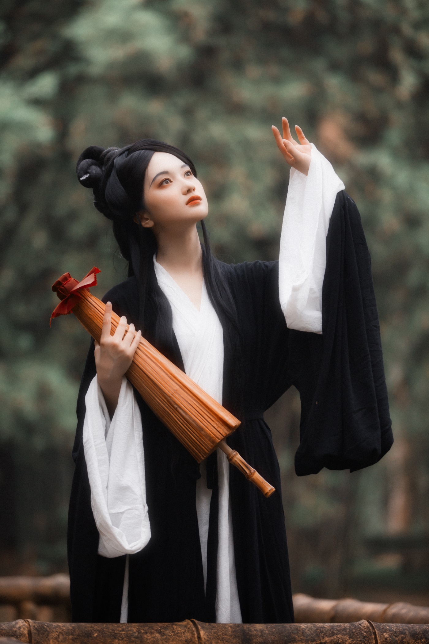 [YITUYU艺图语] 2022.06.22 见与不见 歪歪 [29P/243MB]