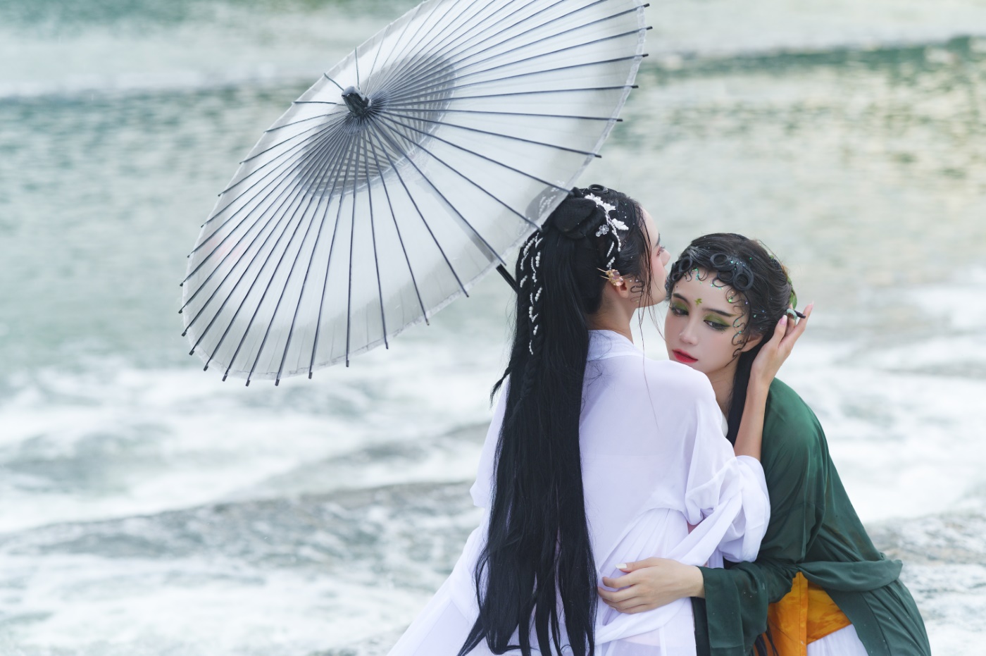 [YITUYU艺图语] 2022.06.24 青白蛇 兔子Zzz不吃胡萝卜 [26P/269MB]