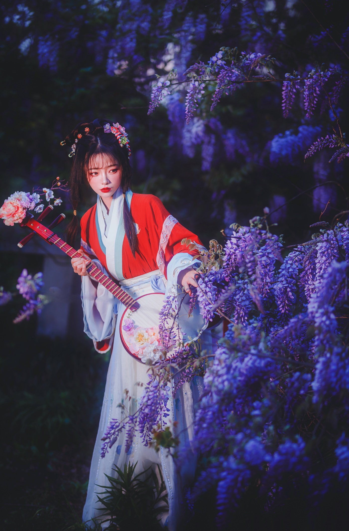 [YITUYU艺图语] 2022.06.28 紫藤赋 丸子 [26P/241MB]