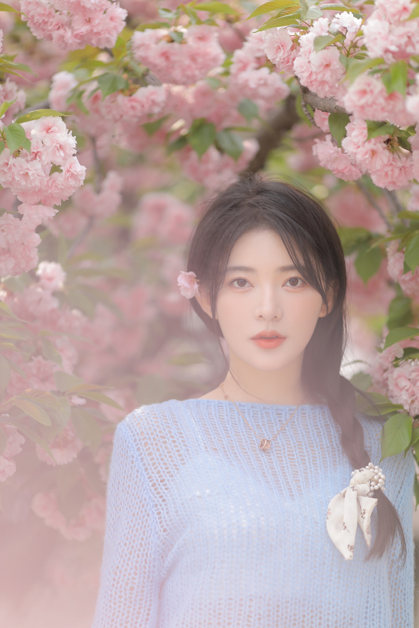 [YITUYU艺图语] 2022.06.22 粉蓝晚樱 杨伊墨 [29P/114MB]