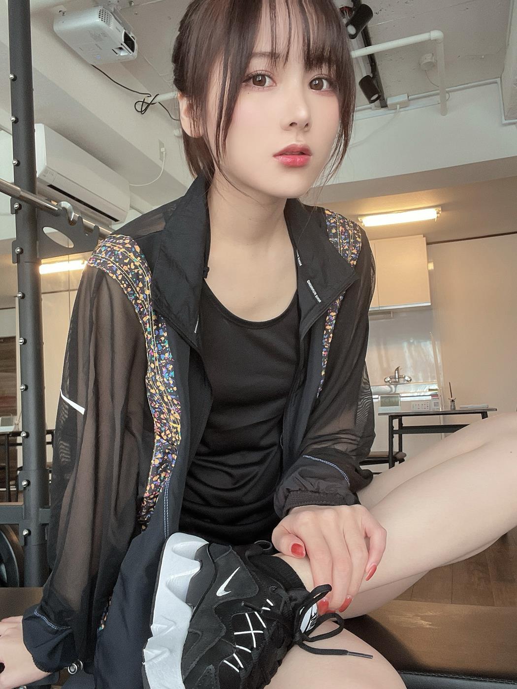 网紅Coser@けん研(けんけん) Fantia-2021年12月合辑[138P/345M]