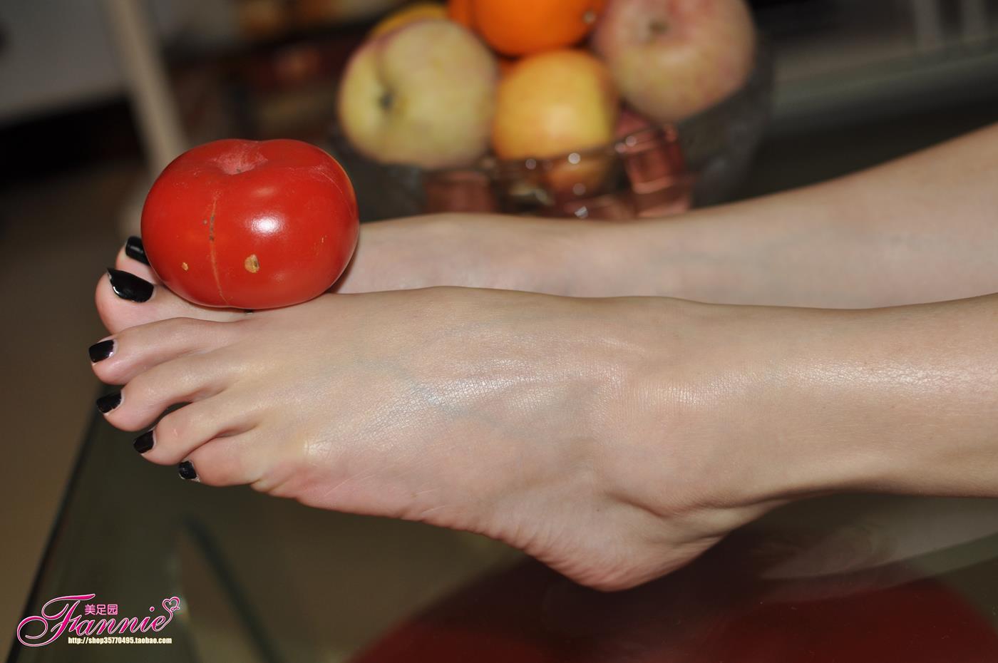 Fannie芬妮每足园 No.150 果香甜美 [43P/100MB]