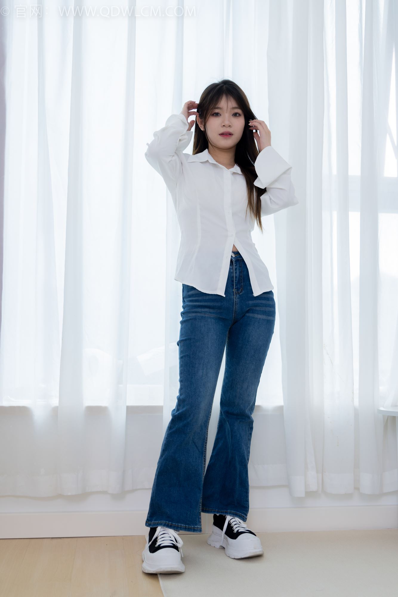 物恋传媒 NO.1699 闪闪-橘子汽水[160P/1V/3.89GB]