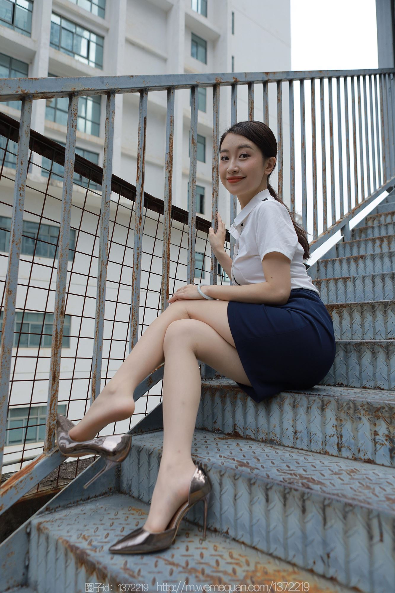 [IESS异思趣向] 2023.05.20 丝享家1456：小婕《桌上的交易》[89P/86MB]