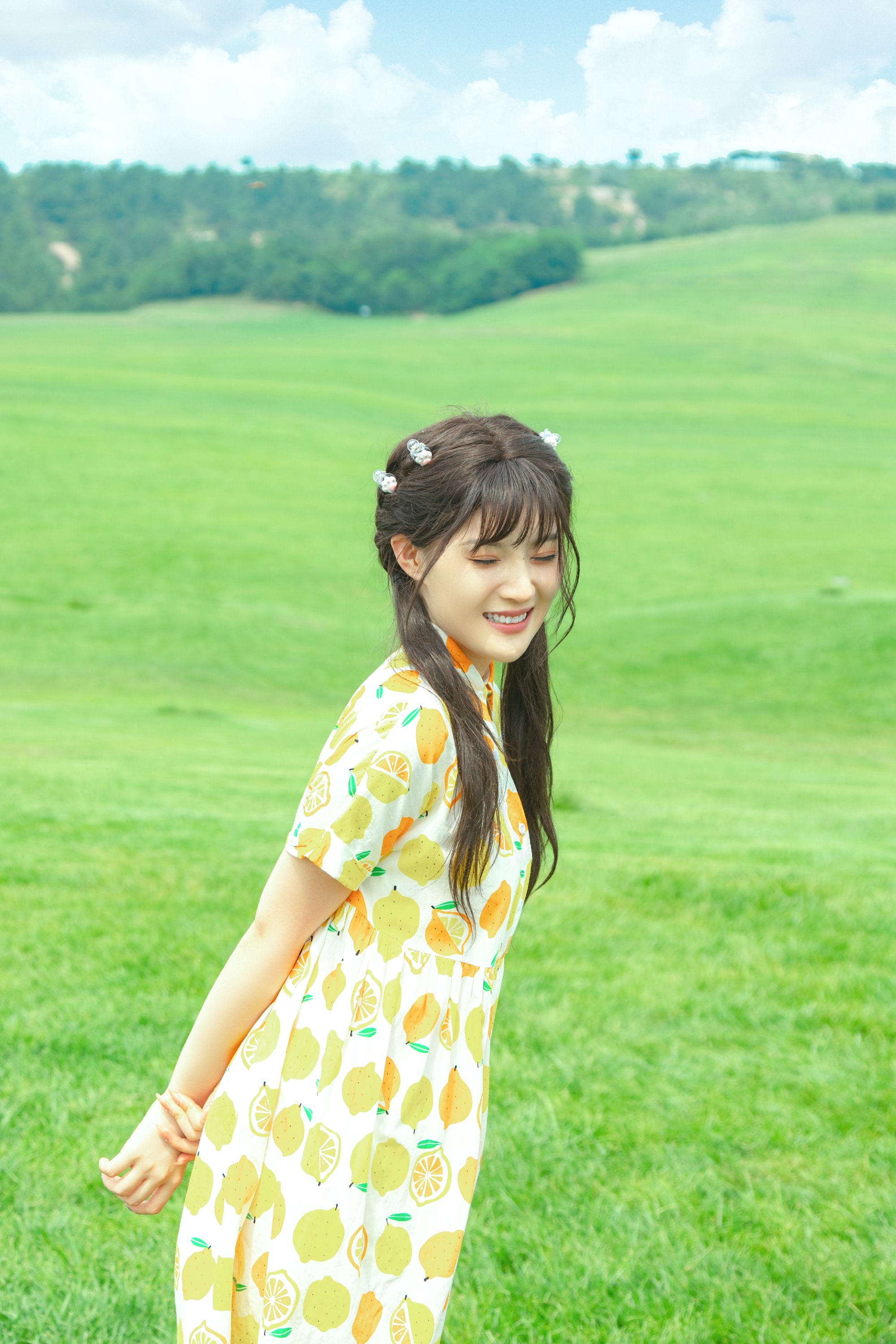 [YITUYU艺图语] 2022.07.12 画画少女 在下泽瑞 [22P/258MB]