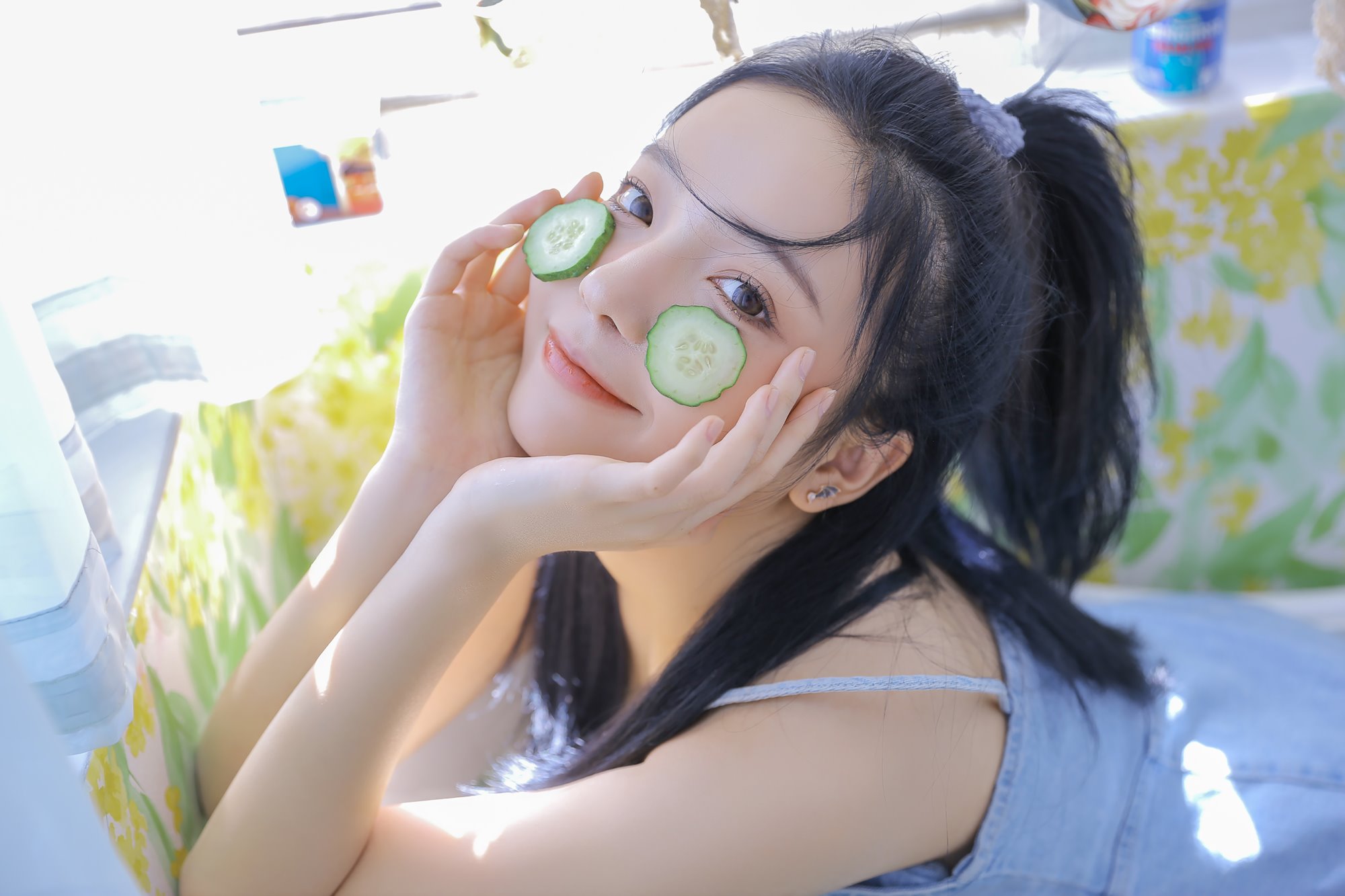 [YITUYU艺图语] 2022.07.12 夏の光合体 兮嘻嘻 [27P/93M]