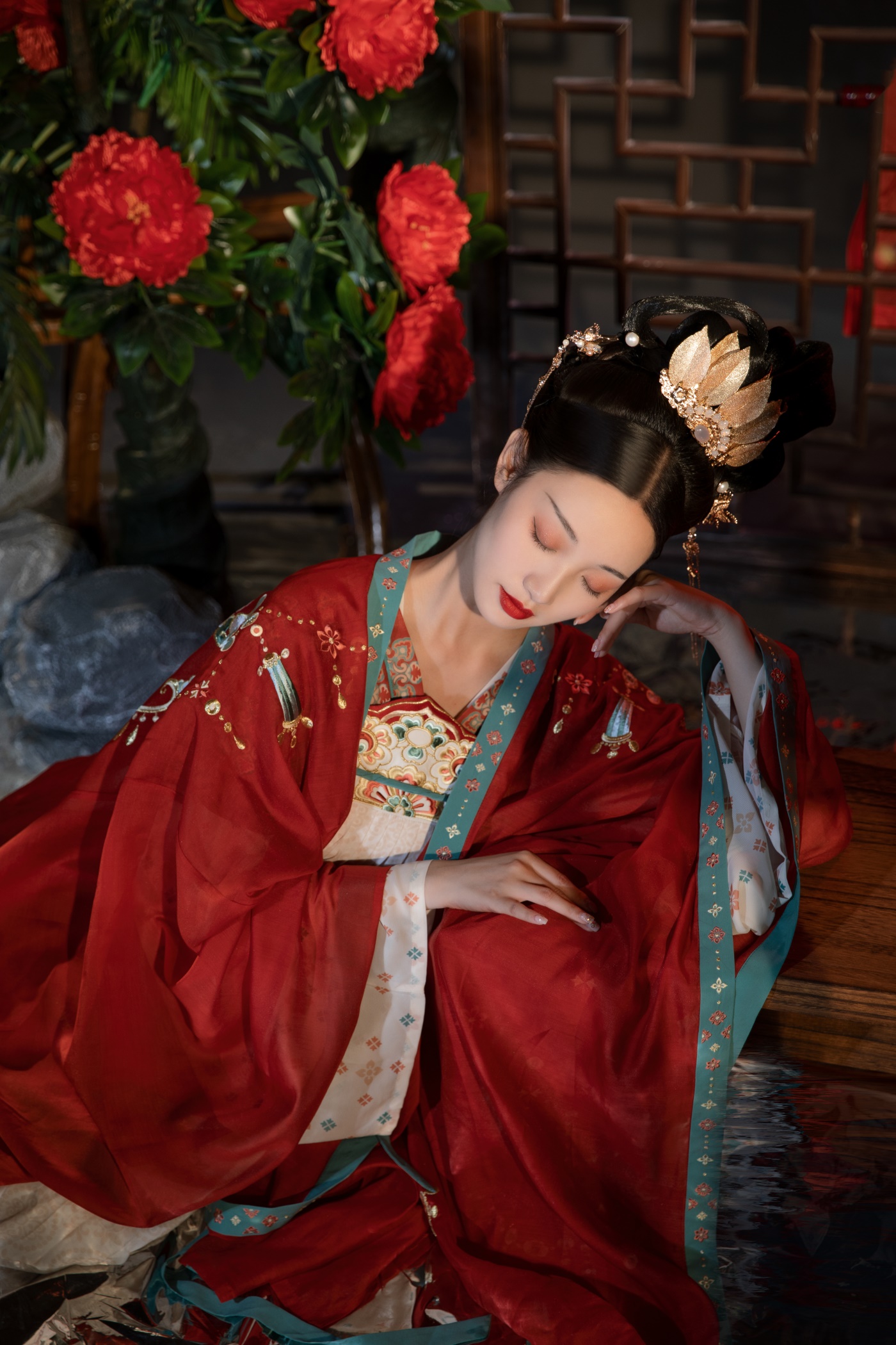 [YITUYU艺图语] 2022.07.06 如歌 凌子兮 [22P/360MB]