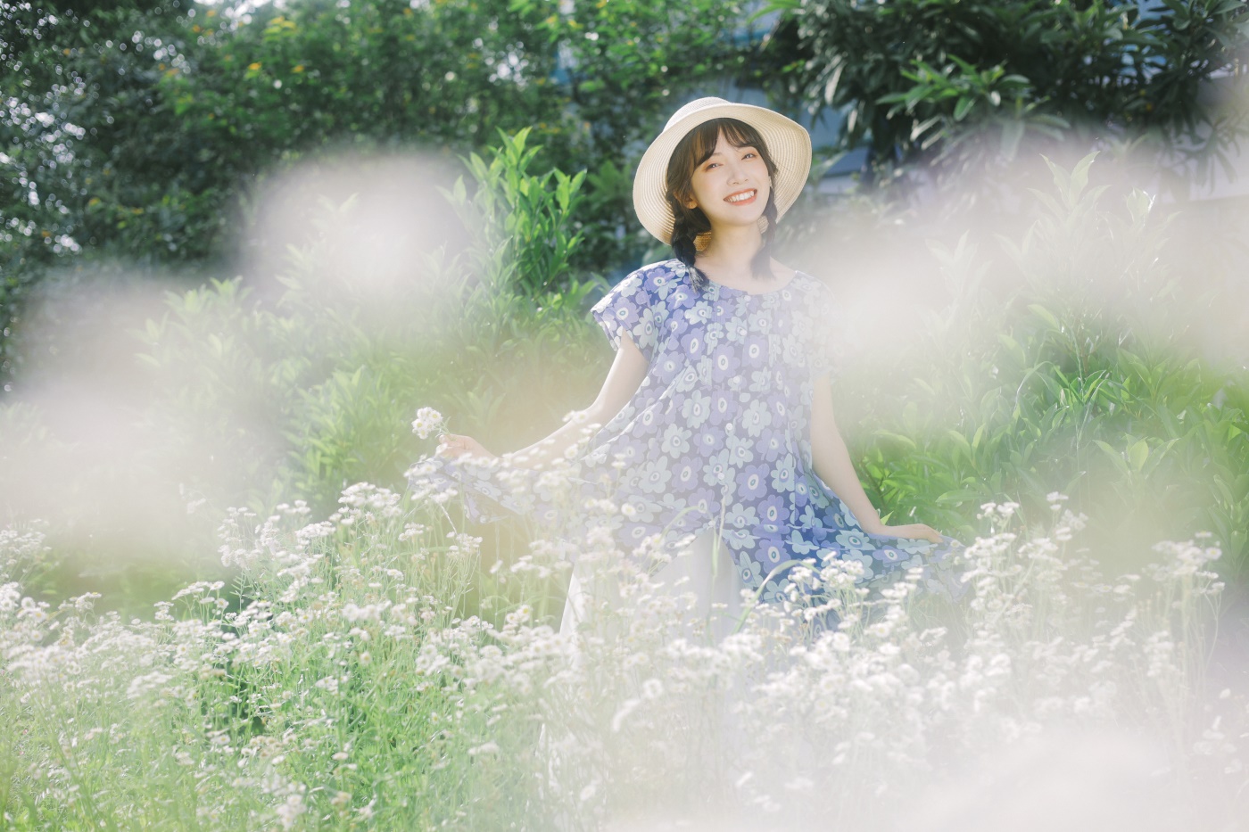[YITUYU艺图语] 2022.07.06 初夏的花海 一只阿梦崽 [35P/309MB]