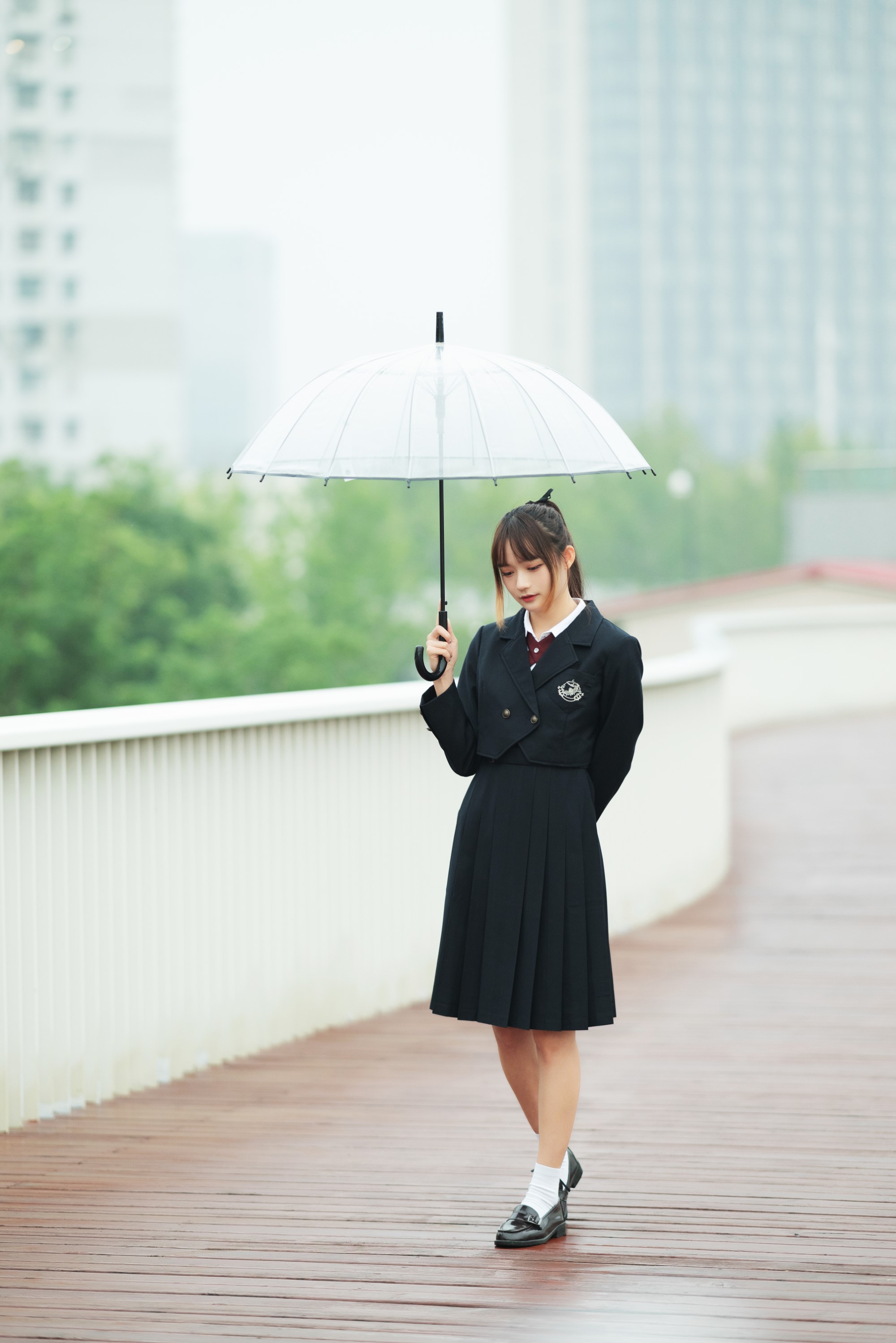 [YITUYU艺图语] 2022.07.08 阴天的小确幸 兔子Zzz不吃胡萝卜 [37P/328MB]