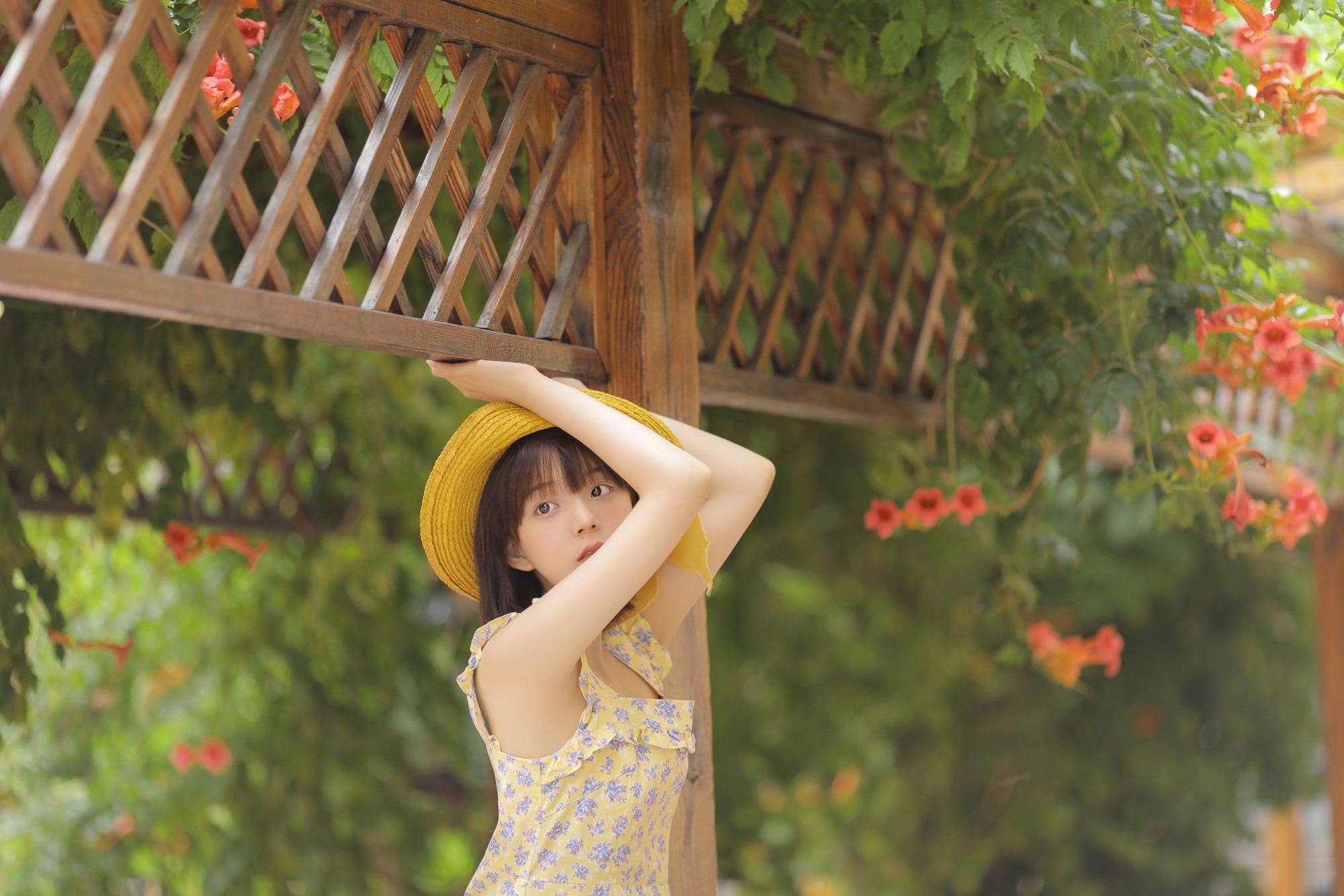 [YITUYU艺图语] 2022.07.06 悠悠夏日长 不知秃 [20P/75MB]
