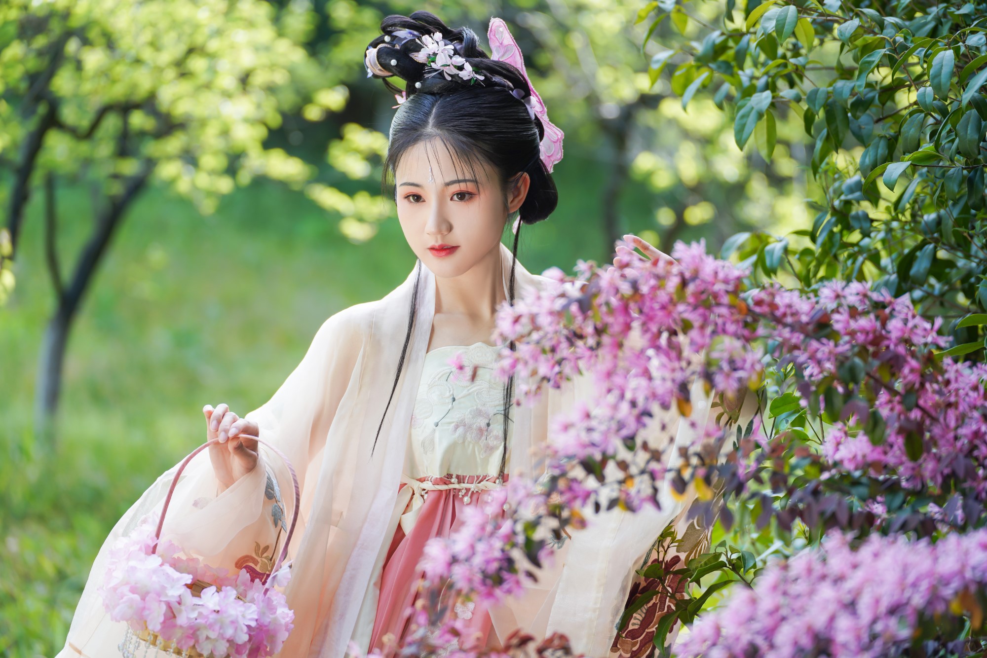 [YITUYU艺图语] 2022.07.07 春风裁衣 静子 [21P/242MB]