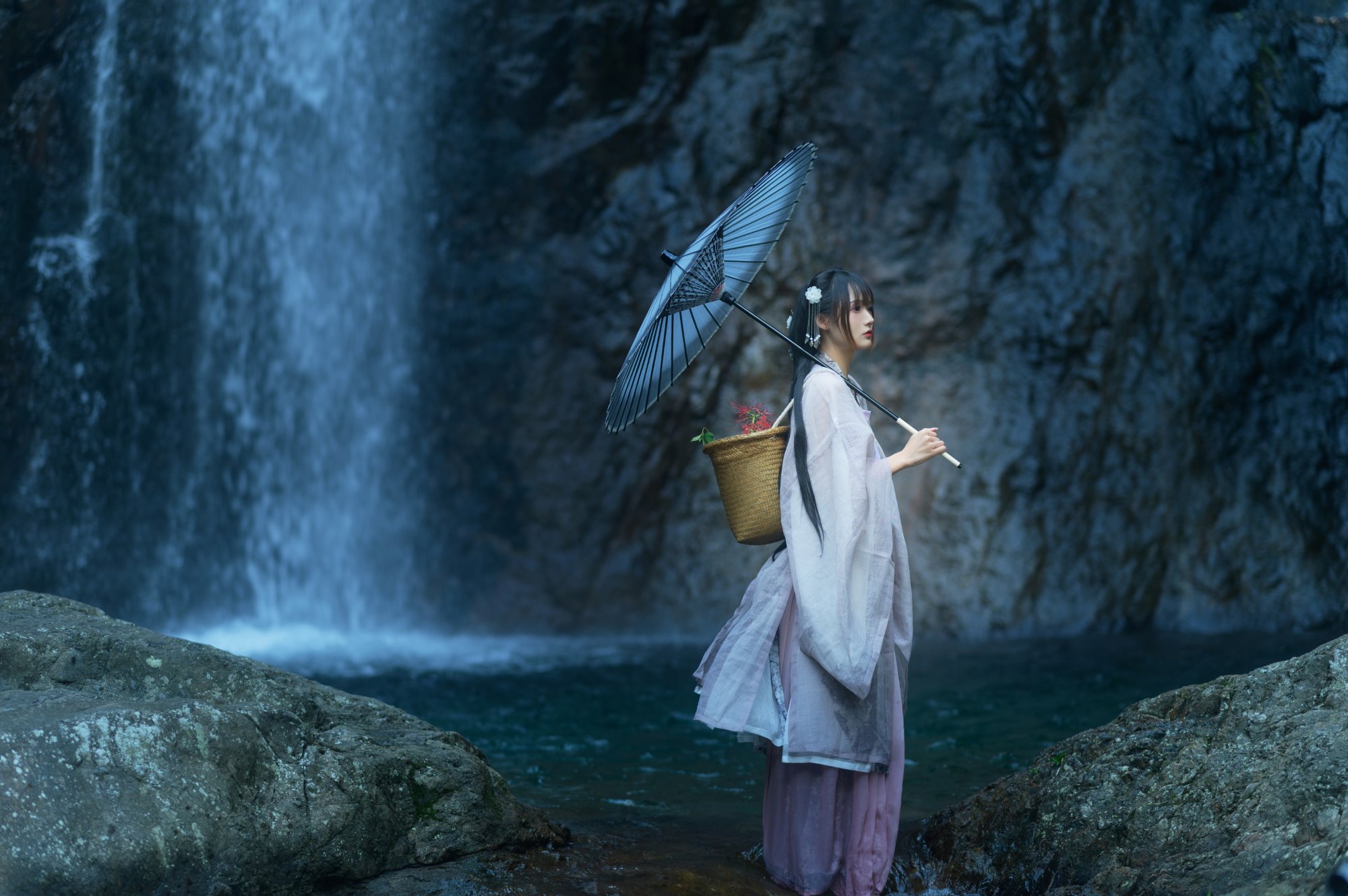 [YITUYU艺图语] 2022.07.12 寻蝶梦 兔子Zzz不吃胡萝卜 [35P/399M]