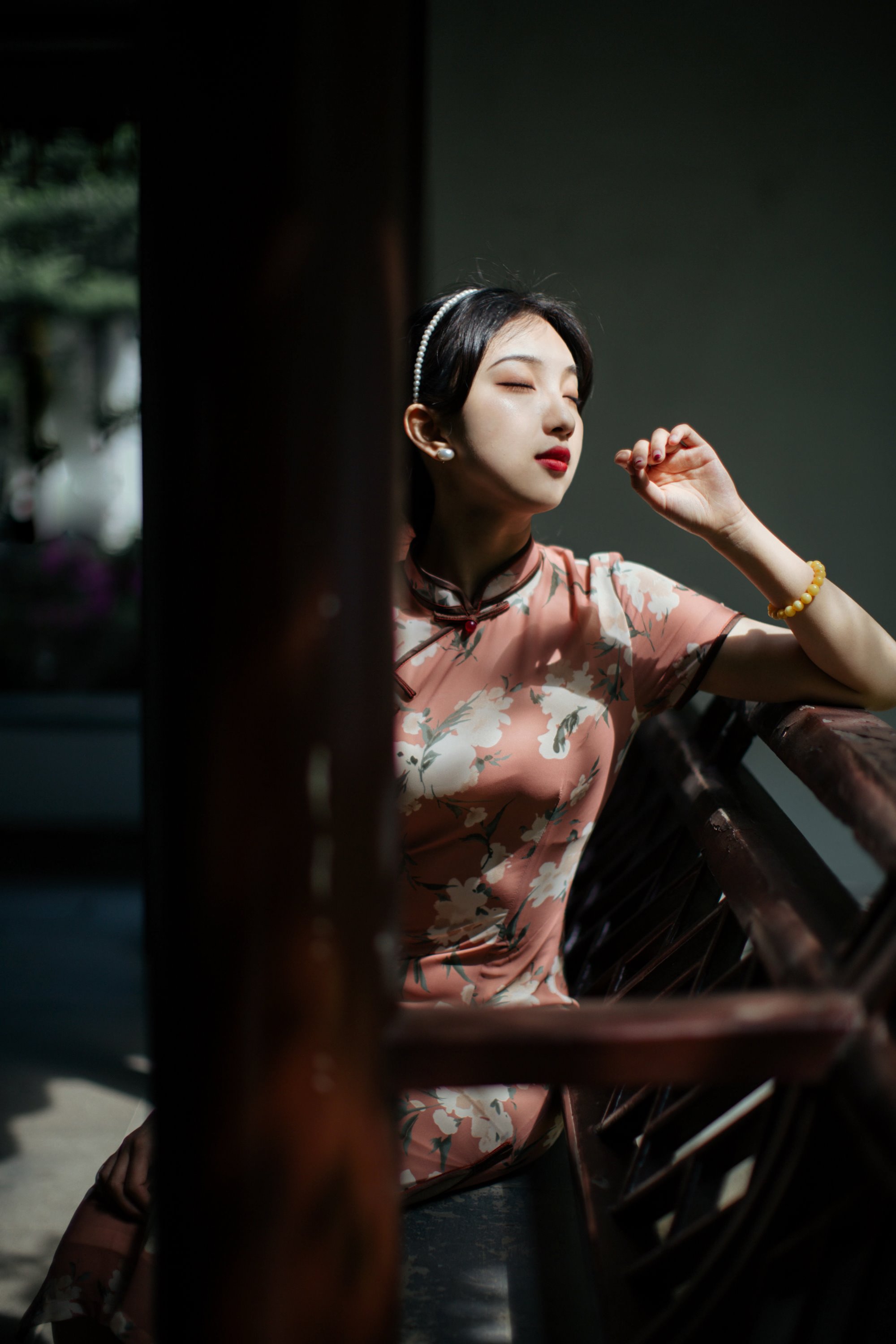 [YITUYU艺图语] 2022.07.12 旧梦惊尘 MMMhedym [22P/236MB]