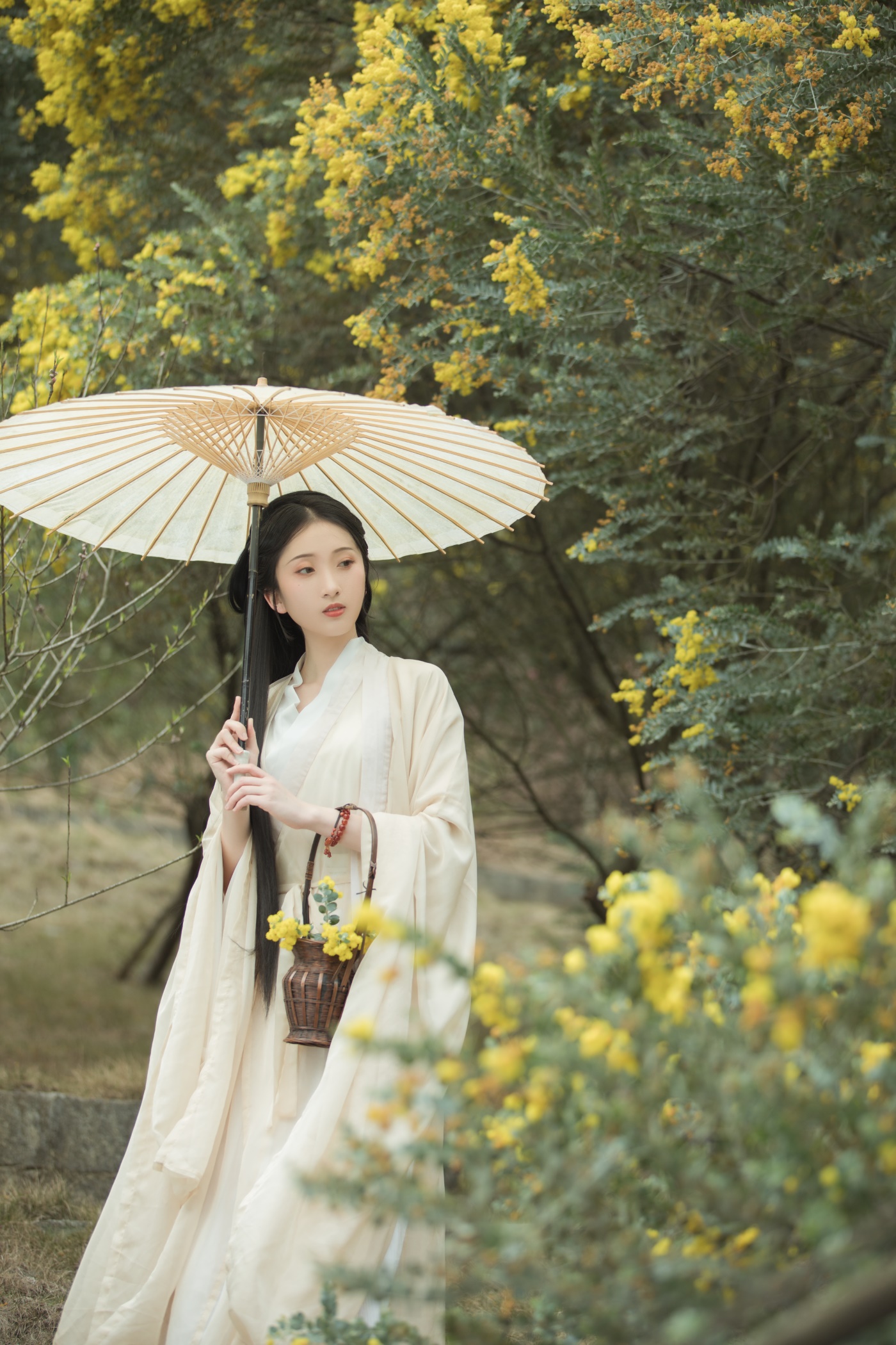 [YITUYU艺图语] 2022.07.02 合欢枝 miego [22P/355MB]