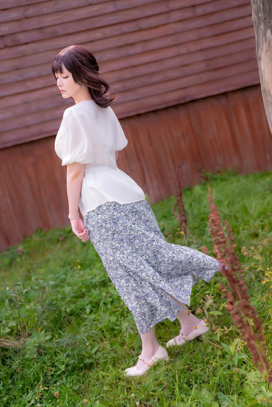 星之迟迟  户外 多云转晴[46P/305MB]