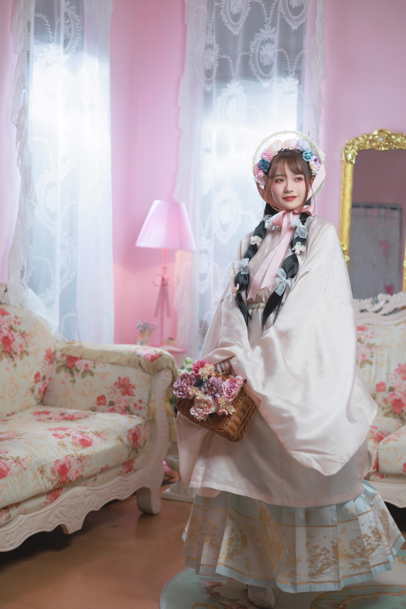 [YITUYU艺图语] 2022.07.01 明公主的茶会 兔子Zzz不吃胡萝卜 [36P/411MB]