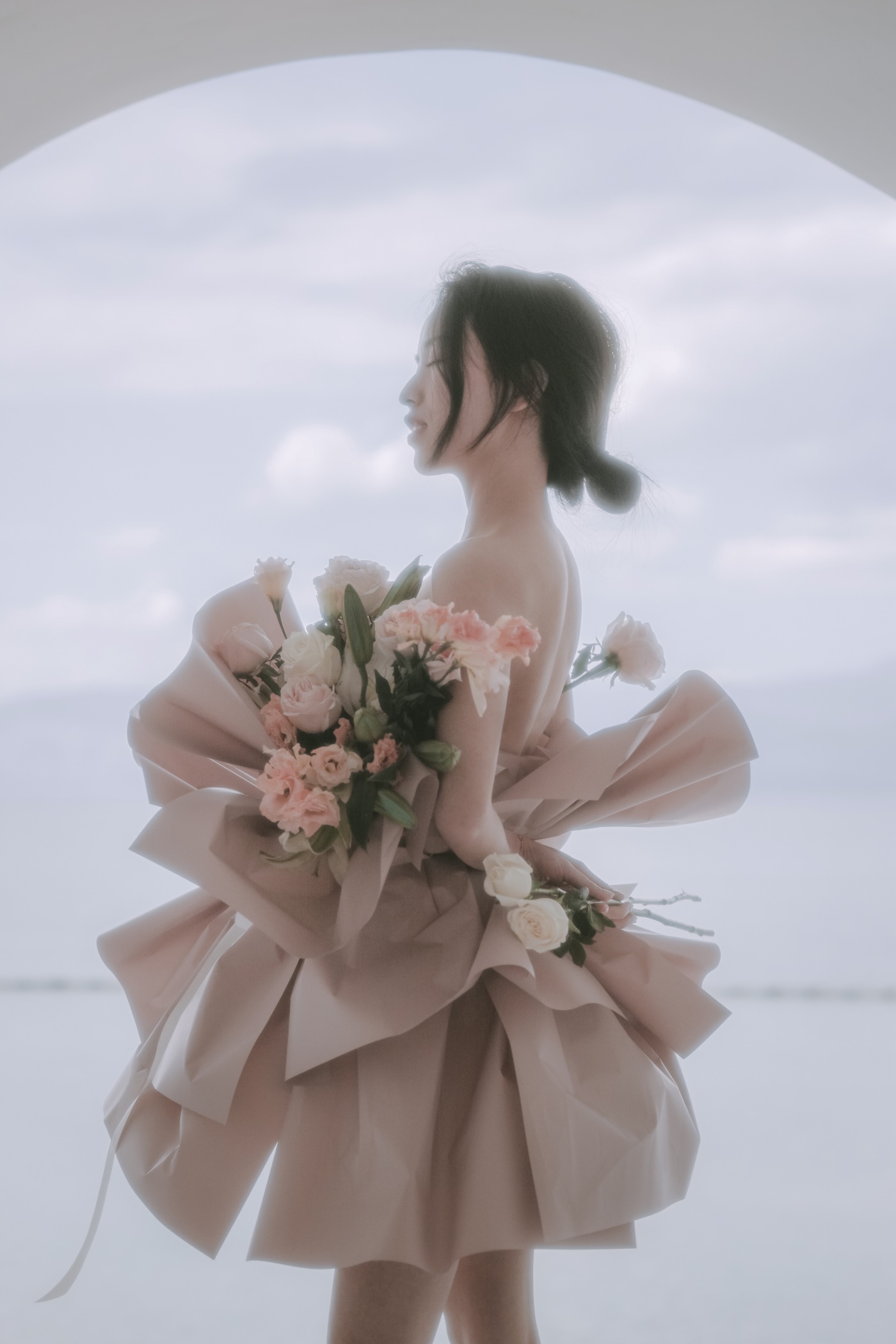 [YITUYU艺图语] 2022.07.02 花与少女 小朱 [36P/306MB]