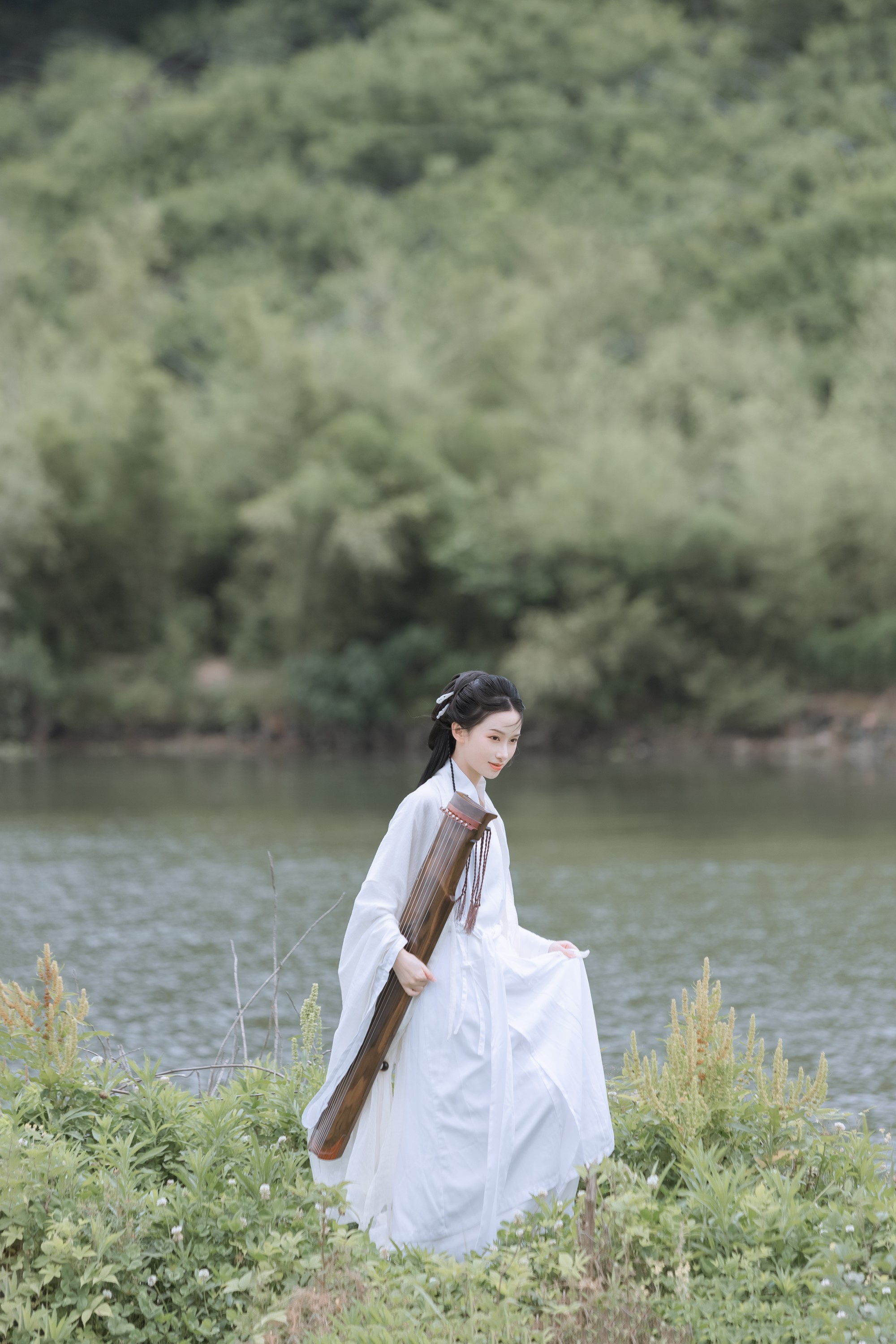 [YITUYU艺图语] 2022.07.08 山水之间 眸小妖 [38P/292MB]