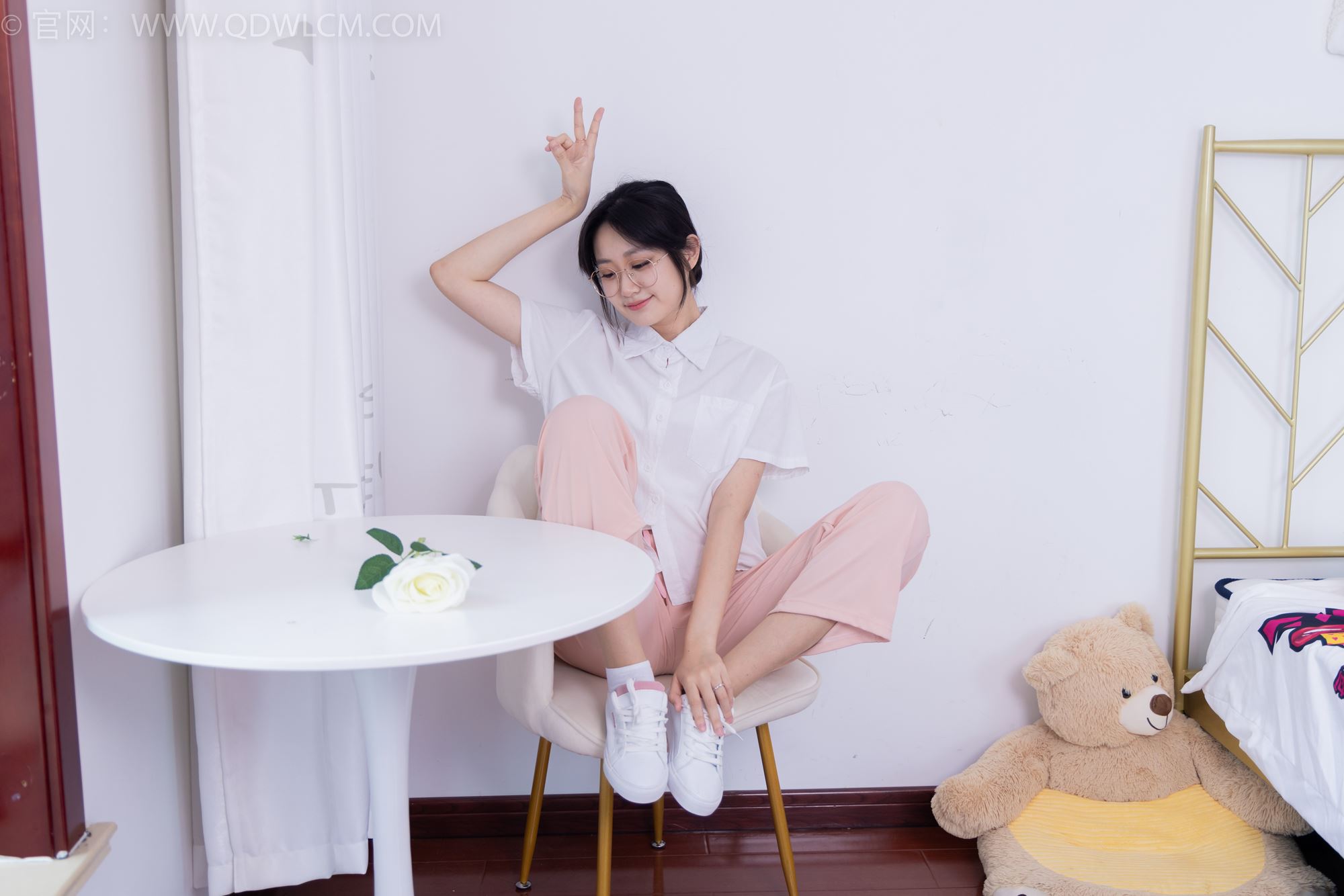 [补发]物恋传媒 NO.1655 小敏-万事藏于心[156P/1V/3.75GB]