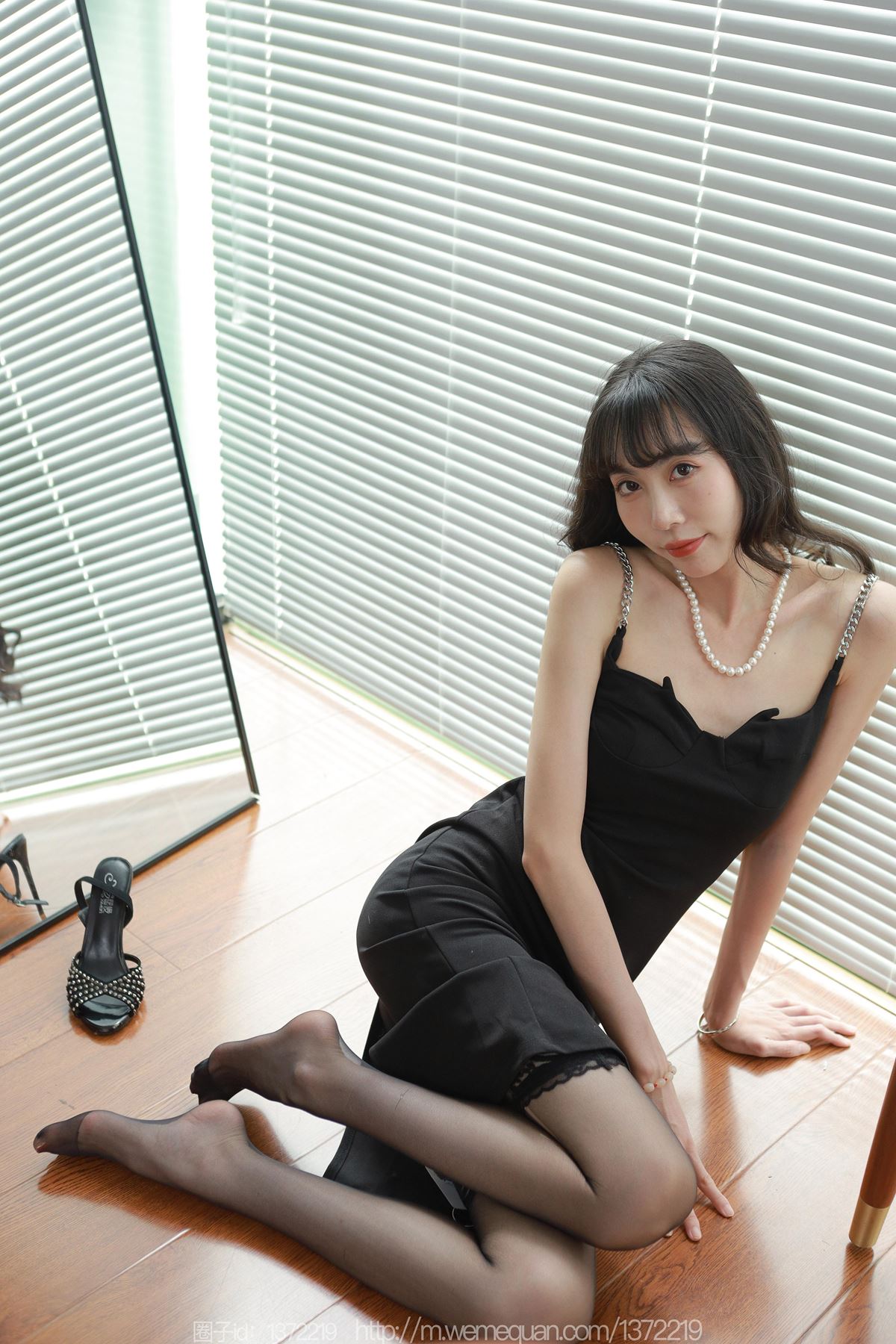 [IESS异思趣向] 2023.05.07 丝享家1444：团团《雷丝少女》[85P/94MB]