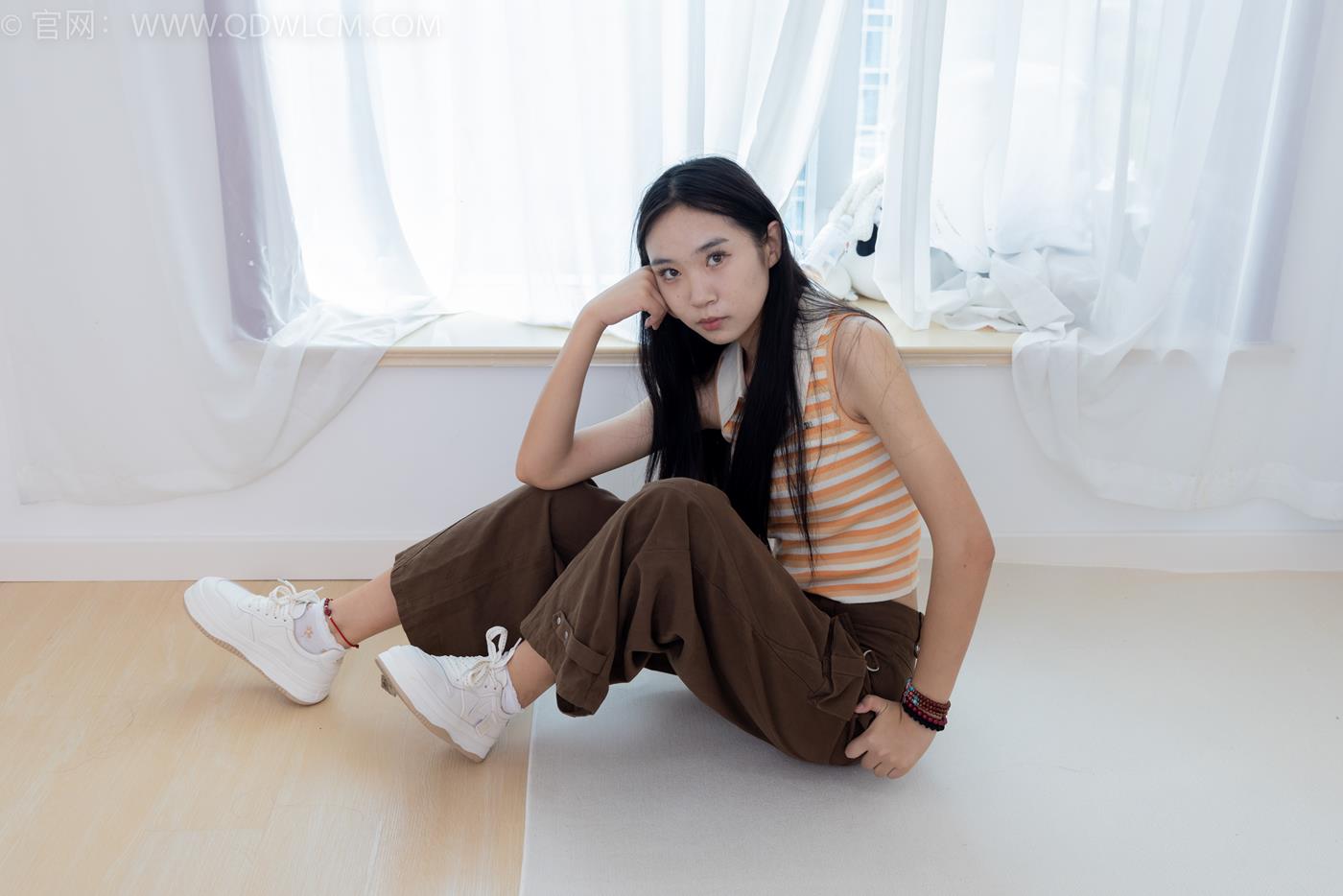 物恋传媒 NO.1675 登登-岁月的洗礼[150P/1V/3.51GB]