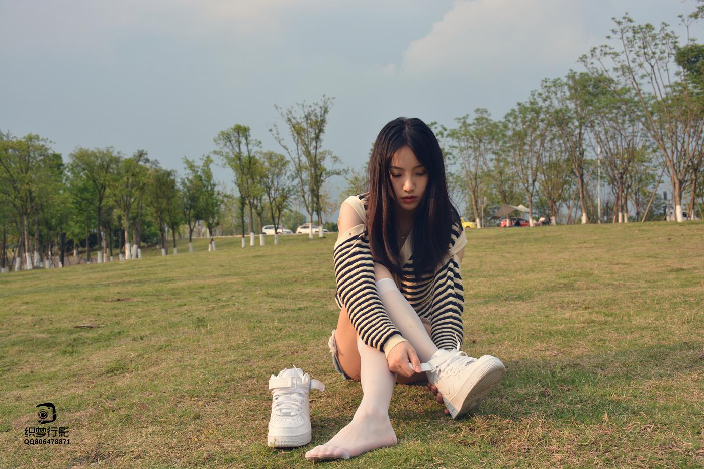 [织梦映像]NO.025 超甜美少女后作，夕阳西下断肠人在天涯[80P/1V/2.45GB]