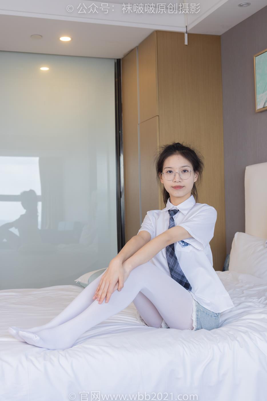 [BoBoSocks袜啵啵]NO.276 芝士-皮鞋、厚白丝、裸足[145P/1V/5.74GB]