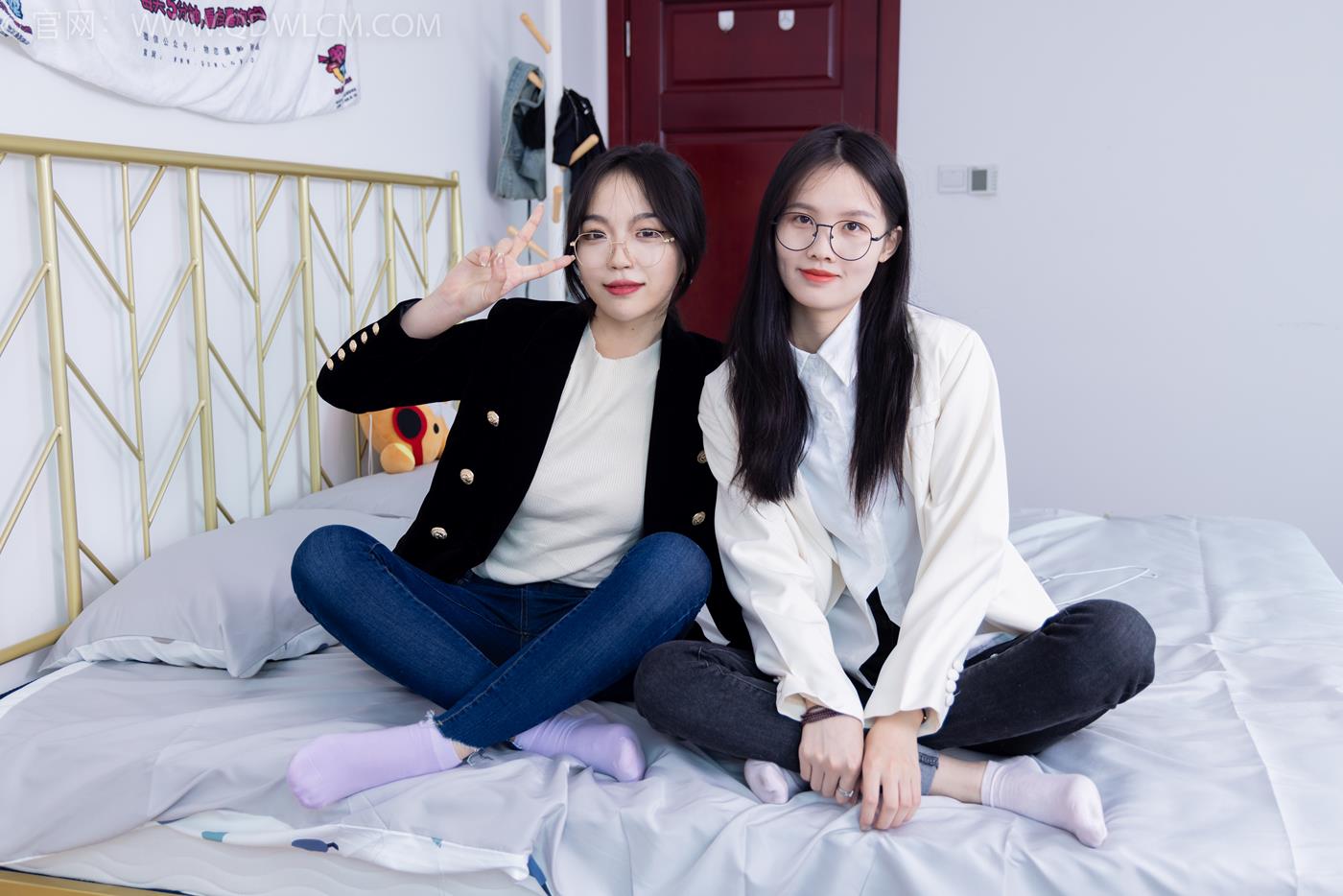 物恋传媒 NO.1687 纱纱&颜颜-玻璃上的雨滴[150P/1V/5.51GB]