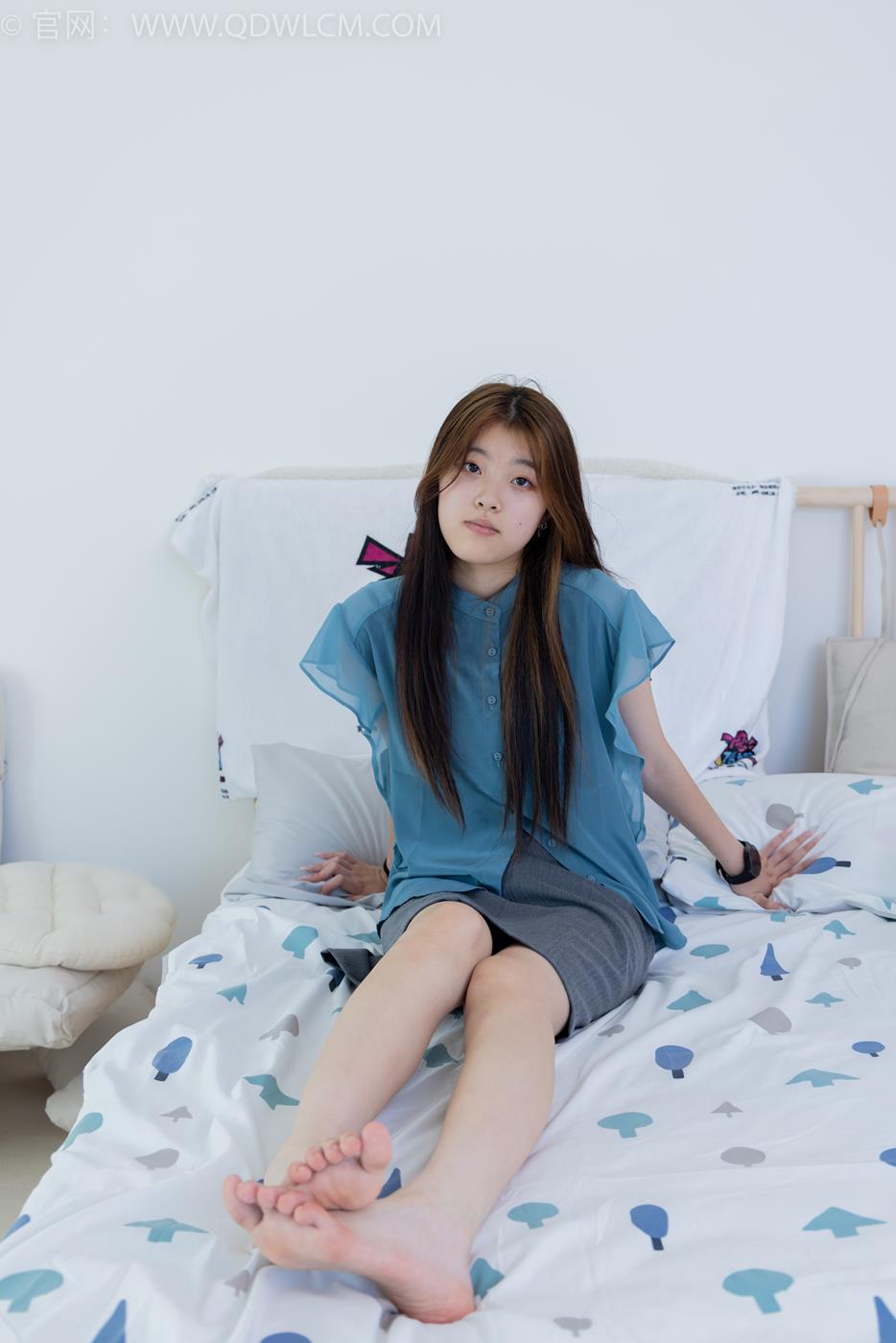 物恋传媒 NO.1682 小谨-穿透湖底的月[155P/1V/6.10GB]