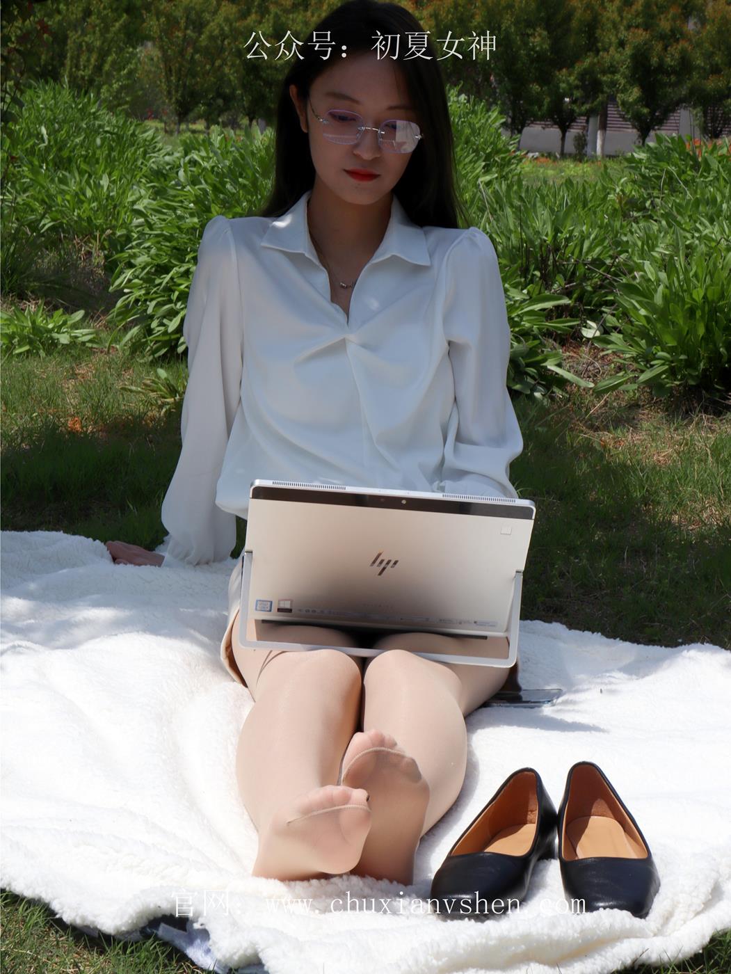 初夏女神 NO.029 依依 邻家女孩-实习篇[190P/1V/6.54GB]