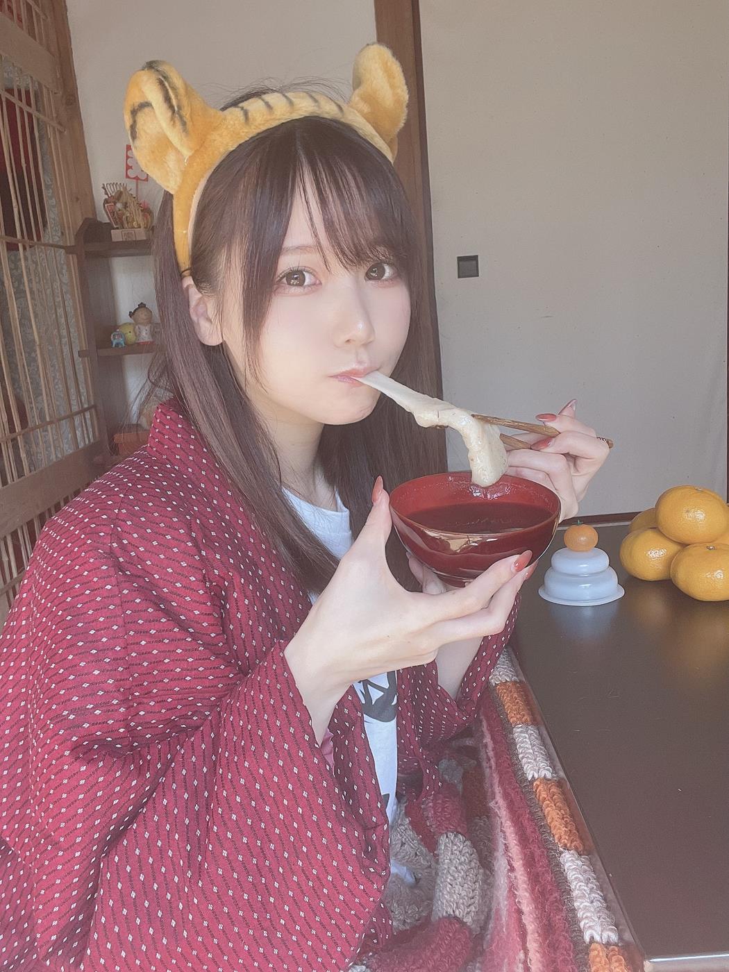 网紅Coser@けん研(けんけん) Fantia-2022年1月合辑[138P/1V/419M]