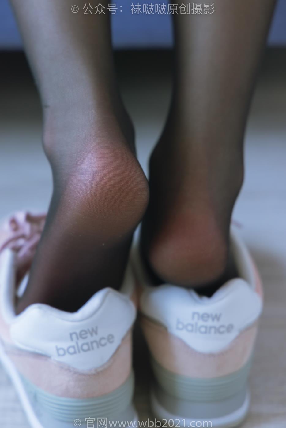 [BoBoSocks袜啵啵]NO.273 小沫-运动鞋、粉色棉袜、黑丝[144P/1V/6.08GB]